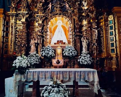 Decoracion de iglesias en Bejar Flores para iglesia